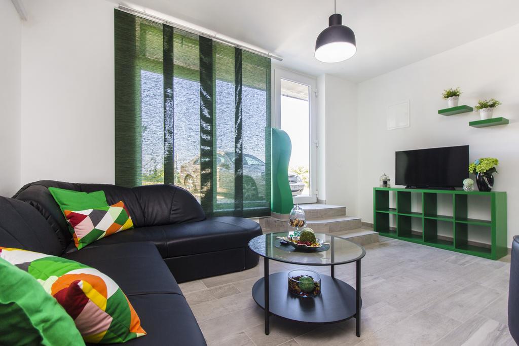 Apartments Slavica Šibenik Exteriör bild