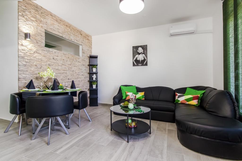 Apartments Slavica Šibenik Exteriör bild